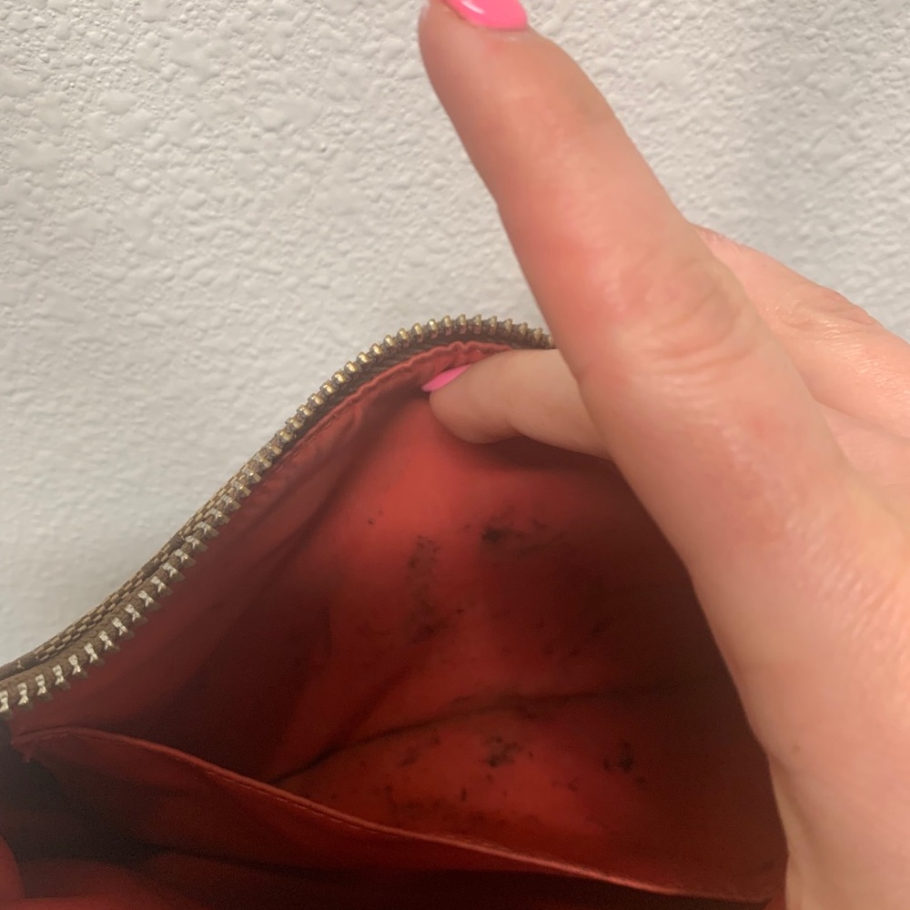 Coach purse - Picture 6 of 7